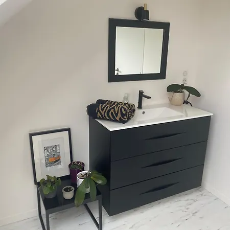 Bed & Breakfast D'hotes Au Calme, Proche De La